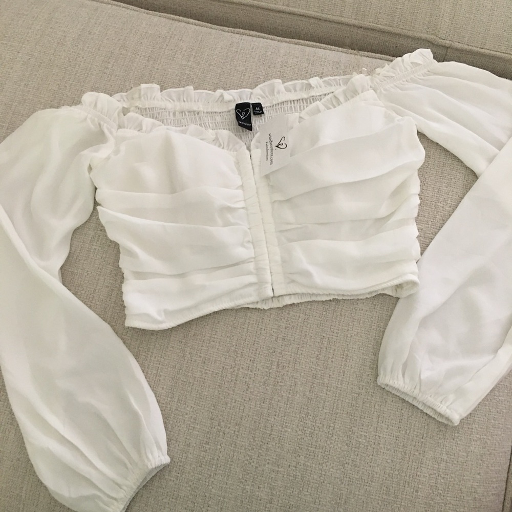 White ruffle crop top NWT